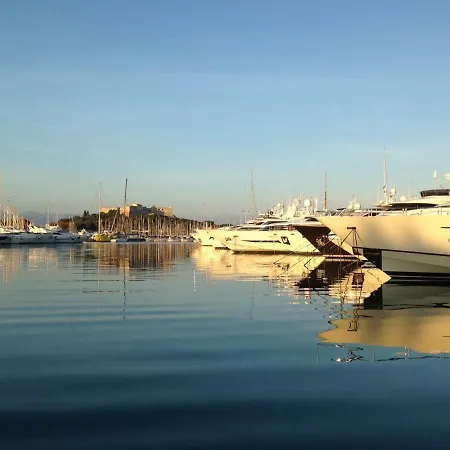 Gorgeous 2 Bedrooms Brand New 3 Avenue Paul Arene Apartamento