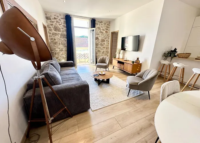 Gorgeous 2 Bedrooms Brand New 3 Avenue Paul Arene 앙티브